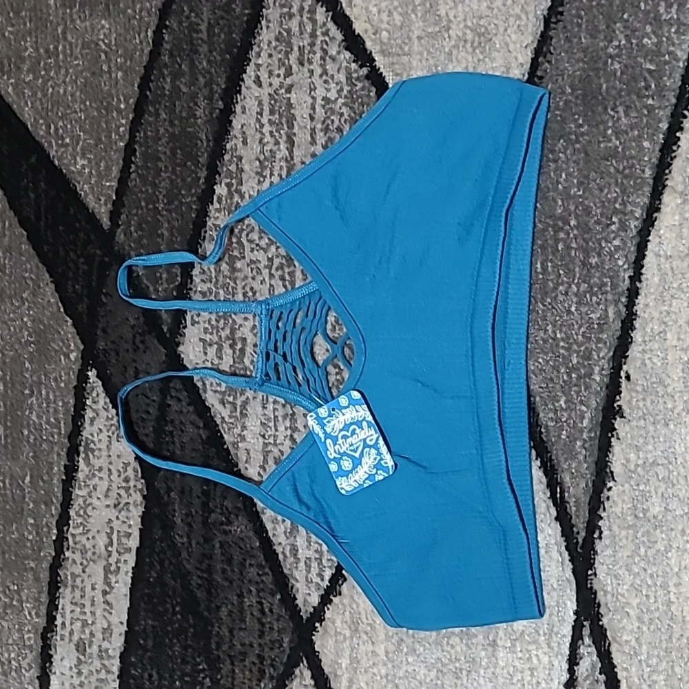 INTIMATELY FREE PEOPLE RIBBED STRAPPY RACERBACK V-NECK SPORTS BRA